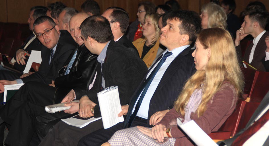Під час засідання Вчену раду УжНУ вперше провів в.о. ректора Володимир Смоланка
