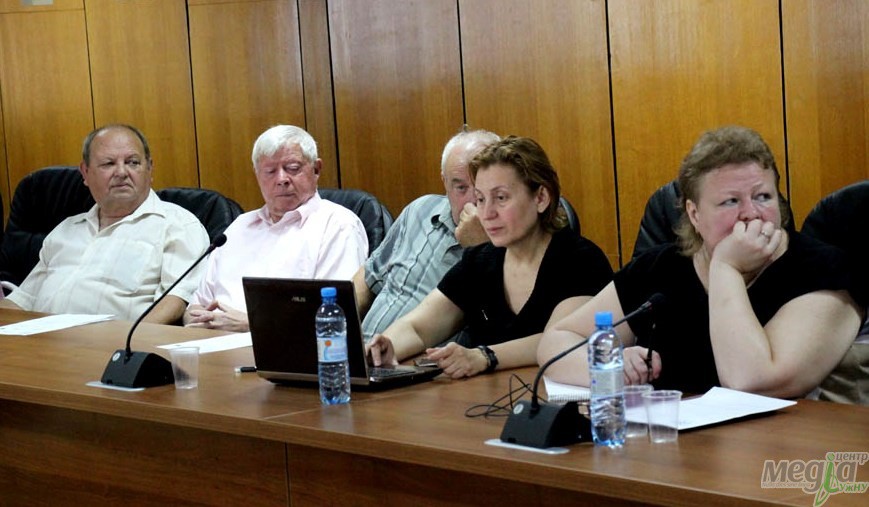 Говорили про співпрацю за європейською ґрантовою програмою «HORIZON-2020» В УжНУ відбулася конференція в рамках проекту «Capinfood»