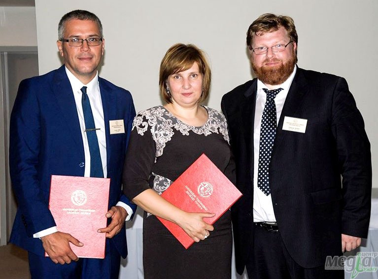 Ярослав Лазур, Андреа Ольшовська, Олександр Білаш Law Faculties of Uzhhorod and Trnava Universities signed cooperation agreement