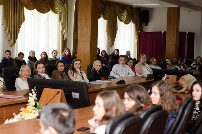 Відбулася зустріч викладачів та студентів УжНУ з головою Державної казначейської служби України Відбулася зустріч викладачів та студентів УжНУ з головою Державної казначейської служби України