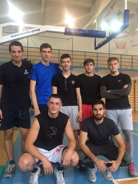 Студенти вибороли ІІІ місце з баскетболу! Студенти вибороли ІІІ місце з баскетболу!