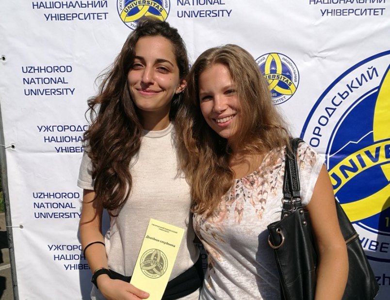 Як живеться і навчається італійкам в УжНУ Як живеться і навчається італійкам в УжНУ