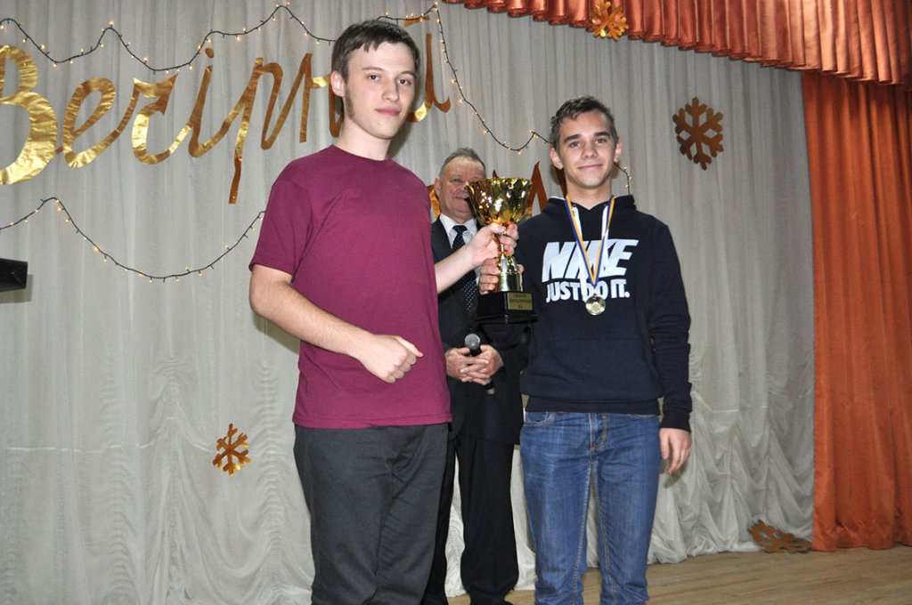 Ужгородський школяр виграв Зимовий кубок Кременчука з програмування Ужгородський школяр виграв Зимовий кубок Кременчука з програмування