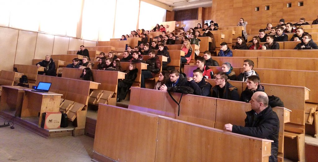 Можливості працевлаштування, яке не заважатиме навчанню, пропонує студентам УжНУ «Interfill»
Перші зустрічі представників товариства відбулися з з молоддю фізичного, математичного, економічного й інженерно-технічного факультетів Можливості працевлаштування, яке не заважатиме навчанню, пропонує студентам УжНУ «Interfill»
Перші зустрічі представників товариства відбулися з з молоддю фізичного, математичного, економічного й інженерно-технічного факультетів