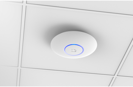 В УжНУ відбувається оновлення системи WI-FI В УжНУ відбувається оновлення системи WI-FI