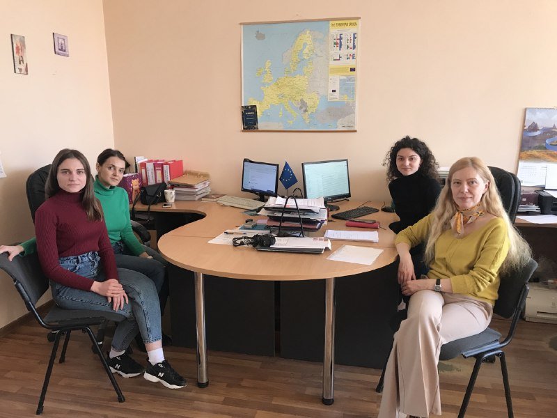 Як працює відділ міжнародних зв’язків УжНУ в умовах війни
Як працює відділ міжнародних зв’язків УжНУ в умовах війни