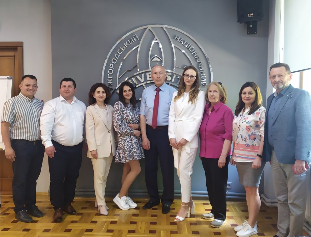 В УжНУ відбулася міжнародна науково-практична інтернет-конференція «Європейські стратегії розвитку: досвід для України»
В УжНУ відбулася міжнародна науково-практична інтернет-конференція «Європейські стратегії розвитку: досвід для України»