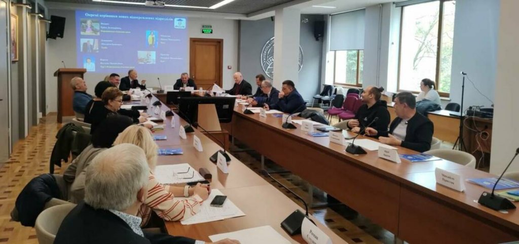 Міжнародна асоціація випускників тепер працює в усіх районах Закарпаття Міжнародна асоціація випускників тепер працює в усіх районах Закарпаття