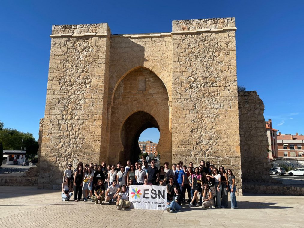 Учасники програми "Erasmus+" Як студент спеціальності «Комп’ютерні науки» опановує ІТ в Іспанії за програмою «Erasmus+»