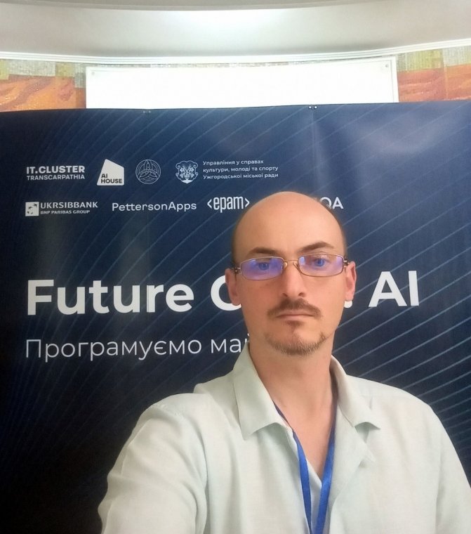 Доцент кафедри терапії та сімейної медицини Ярослав Михалко взяв участь у конференції Future Code: AI. Доцент кафедри терапії та сімейної медицини Ярослав Михалко взяв участь у конференції Future Code: AI.