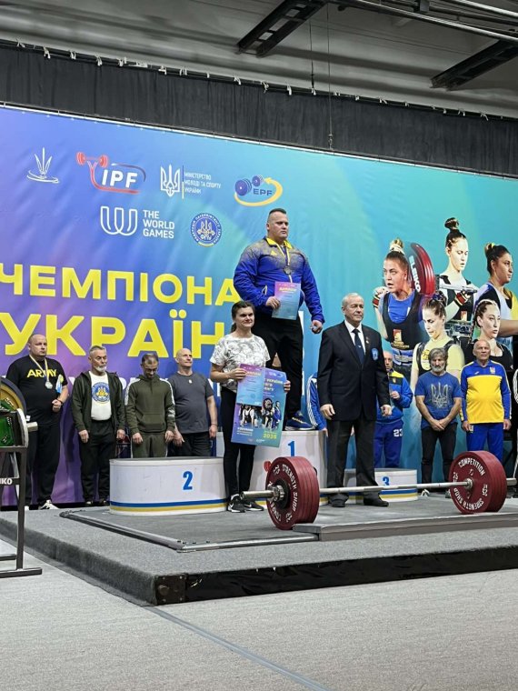 Вітаємо рекордсмена! Вітаємо рекордсмена!