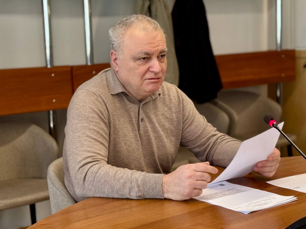 Ректор УжНУ обговорив із деканами деталі реорганізації та вступної кампанії Ректор УжНУ обговорив із деканами деталі реорганізації та вступної кампанії