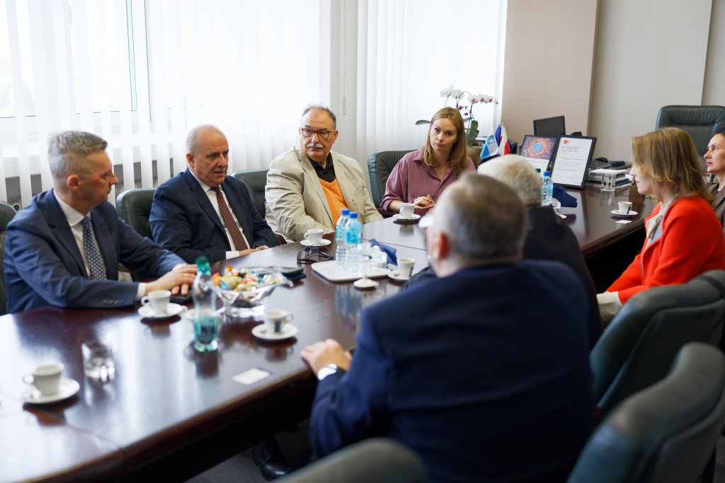 The Lublin Co-working Initiative Between UzhNU and UMCS – A Platform for International Cooperation The Lublin Co-working Initiative Between UzhNU and UMCS – A Platform for International Cooperation